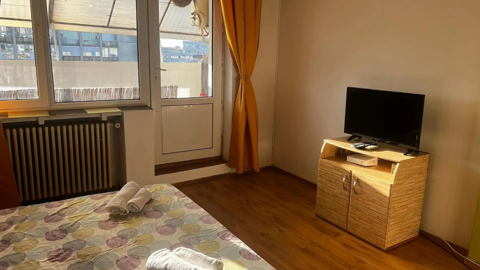 Lazynest - Central Studio With Balcony On Magheru Bucharest 0*,  Romania